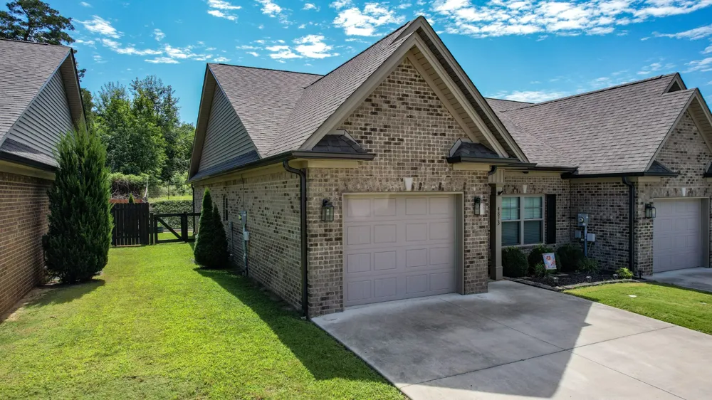 4833 Grove Park Dr NE Cleveland, TN 37312