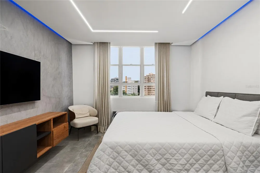 602 FERNANDEZ JUNCOS #903 San Juan, PR 00907