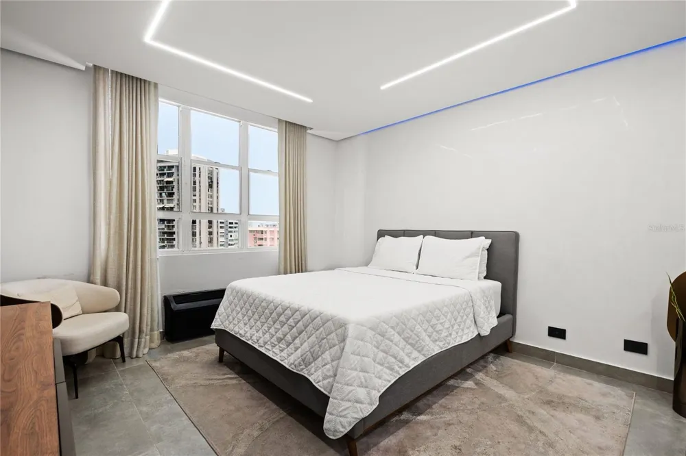 602 FERNANDEZ JUNCOS #903 San Juan, PR 00907