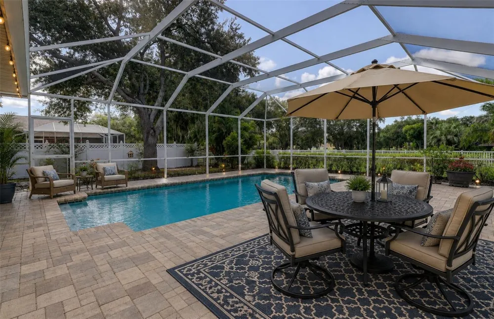 143 MILL RUN E Bradenton, FL 34212