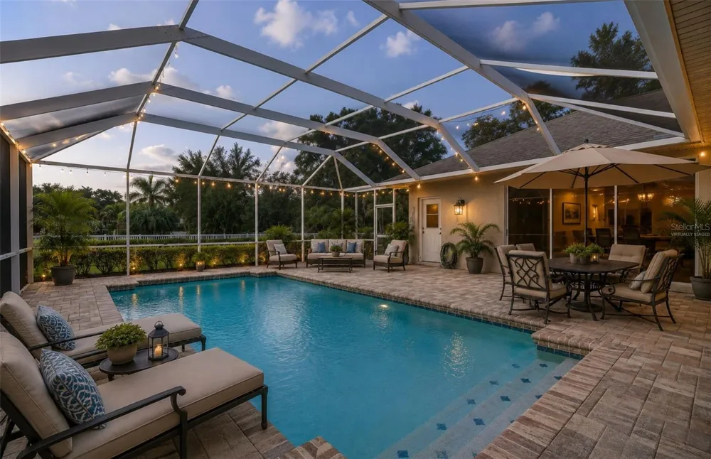 143 MILL RUN E Bradenton, FL 34212