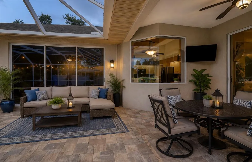 143 MILL RUN E Bradenton, FL 34212