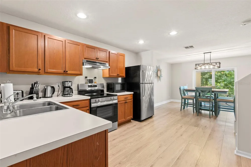 2523 SANDY BEACH LANE Clearwater, FL 33763