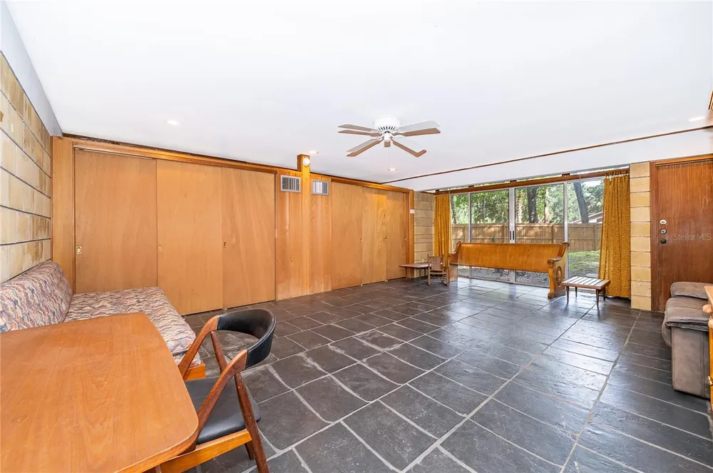 291 MAPLE COURT Oviedo, FL 32765