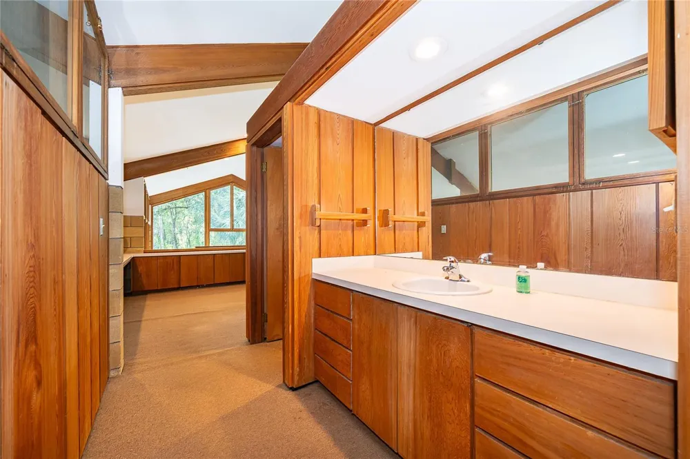291 MAPLE COURT Oviedo, FL 32765
