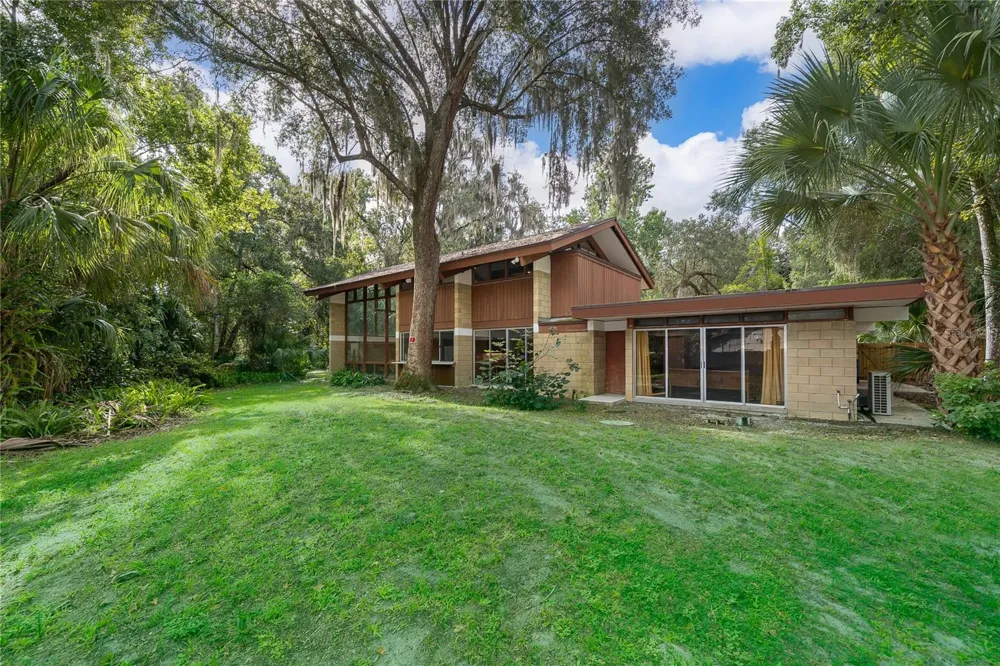 291 MAPLE COURT Oviedo, FL 32765