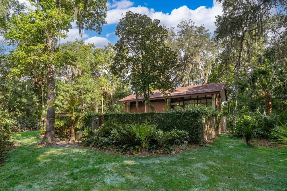 291 MAPLE COURT Oviedo, FL 32765