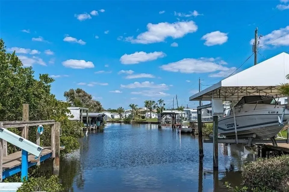 9 TENNESSEE STREET Palmetto, FL 34221