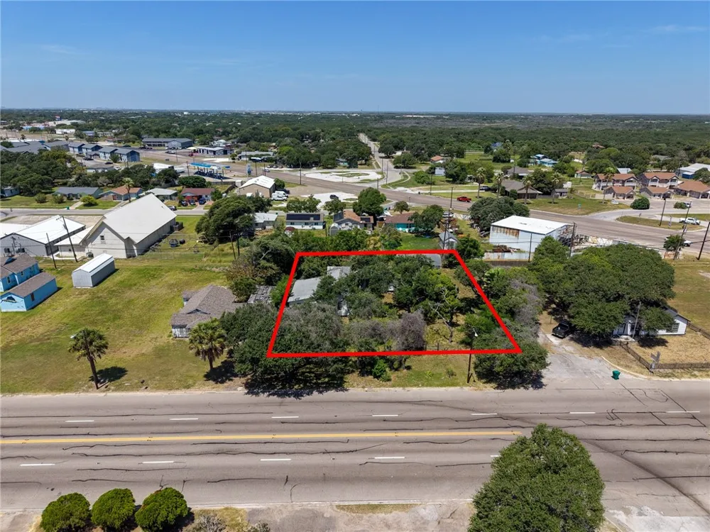 460 Commercial Aransas Pass, TX 78336