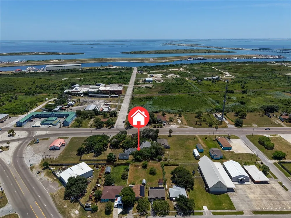 460 Commercial Aransas Pass, TX 78336