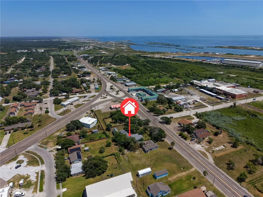 460 Commercial Aransas Pass, TX 78336