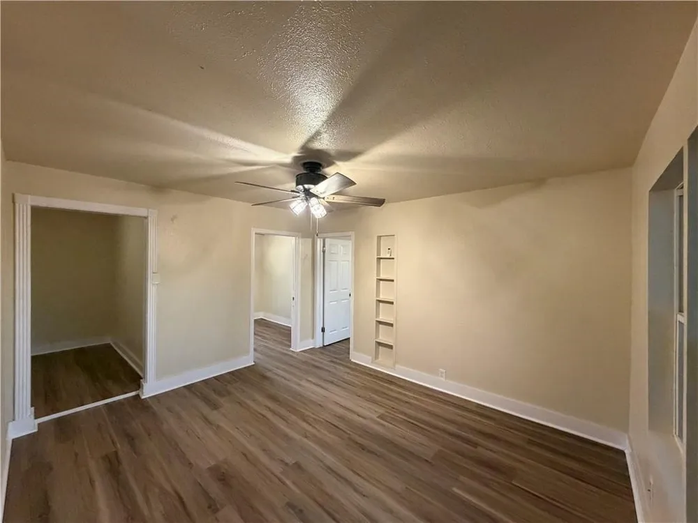 5410 Burton Corpus Christi, TX 78411