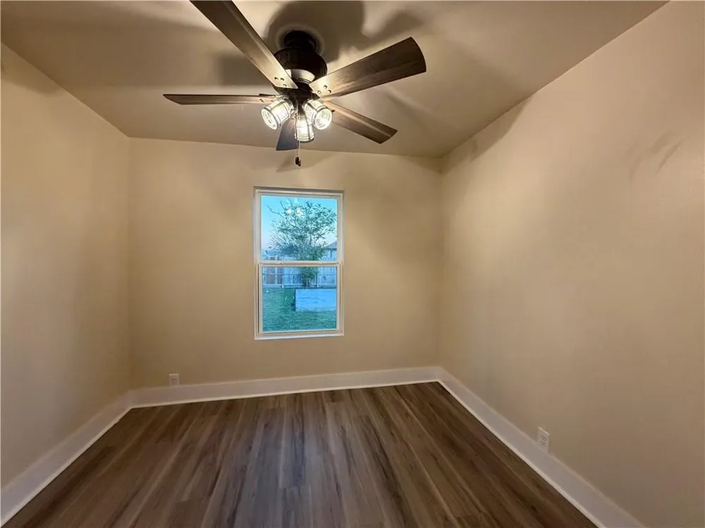 5410 Burton Corpus Christi, TX 78411