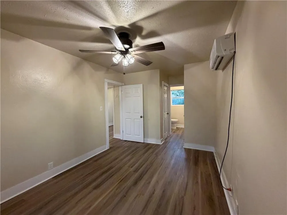 5410 Burton Corpus Christi, TX 78411