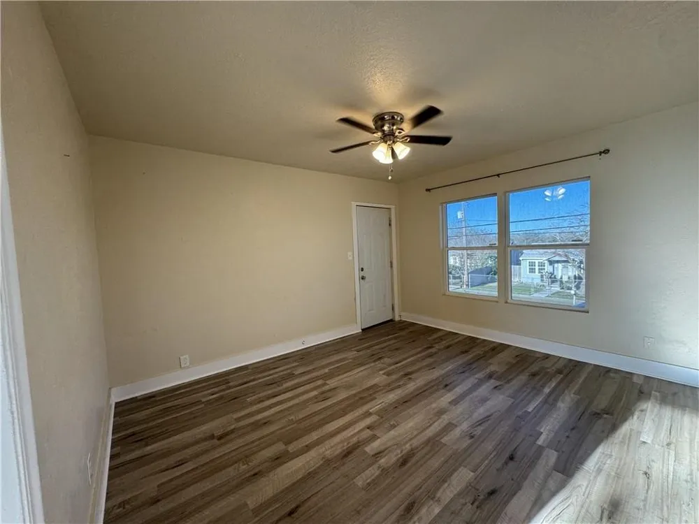 5410 Burton Corpus Christi, TX 78411