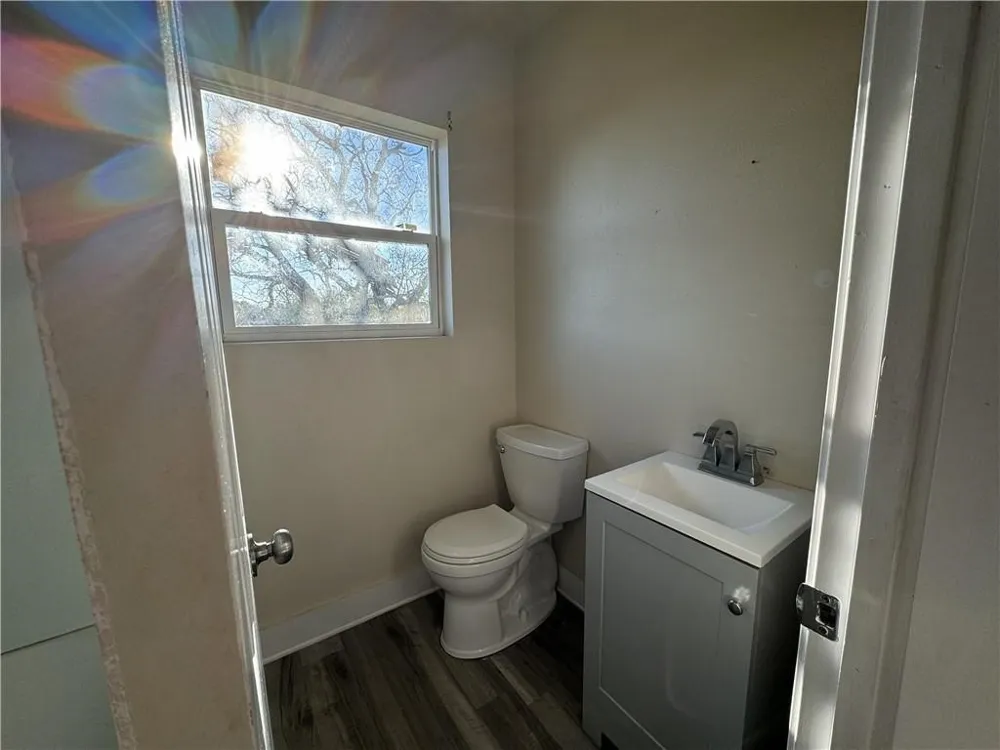 5410 Burton Corpus Christi, TX 78411