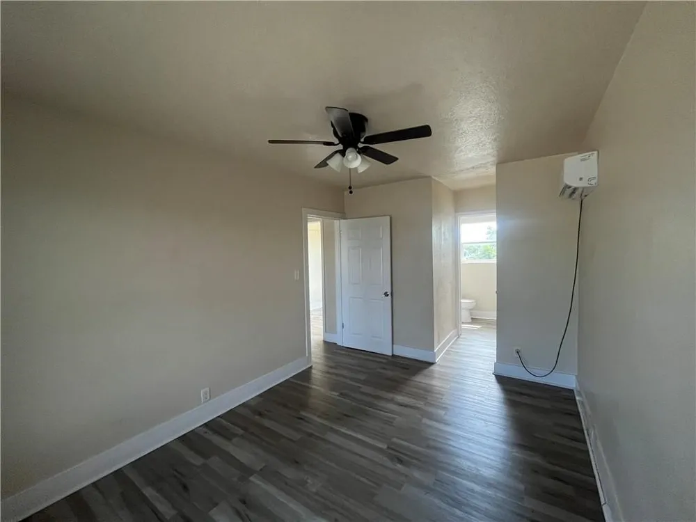 5410 Burton Corpus Christi, TX 78411