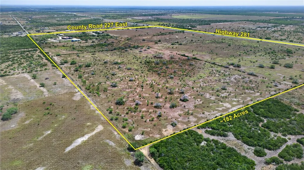 259 E County Road 227 Orange Grove, TX 78372