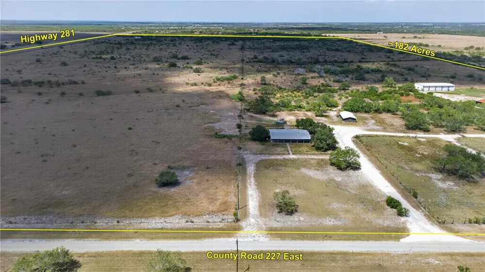 259 E County Road 227 Orange Grove, TX 78372