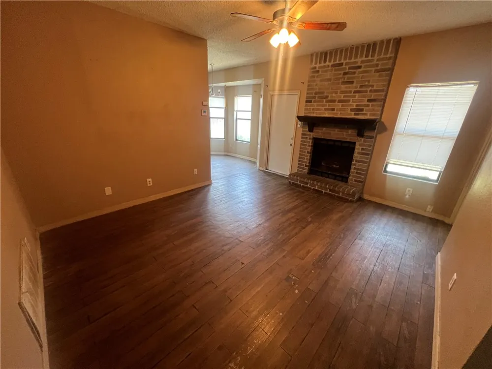 6109 Camway Drive Corpus Christi, TX 78415