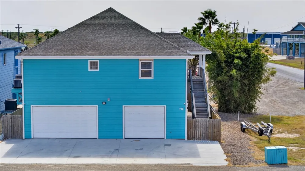 718 E Port Drive Port Mansfield, TX 78598