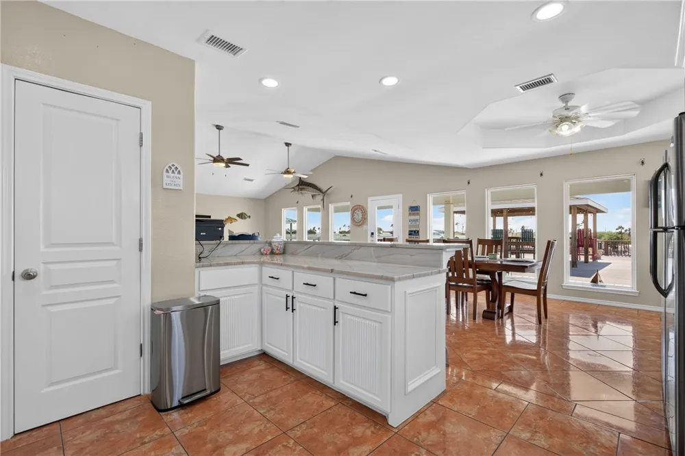 718 E Port Drive Port Mansfield, TX 78598