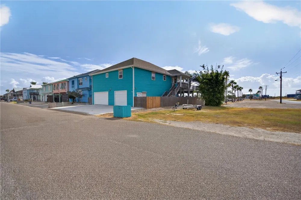 718 E Port Drive Port Mansfield, TX 78598