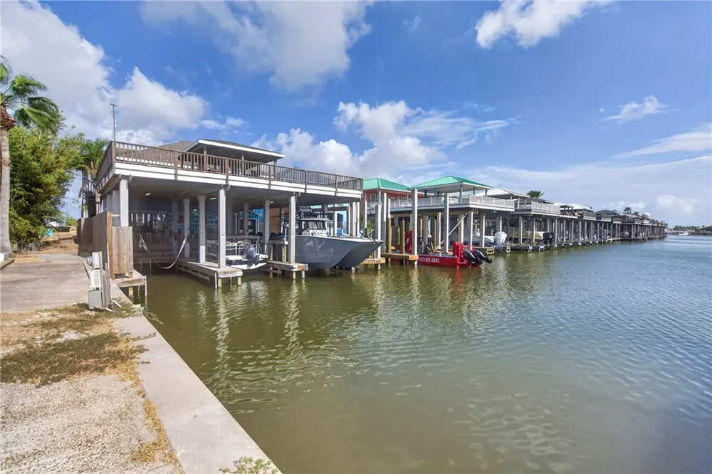 718 E Port Drive Port Mansfield, TX 78598