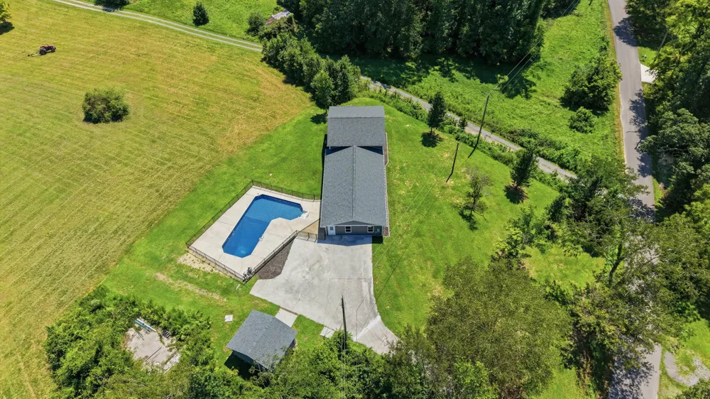 468 Wilkey Road Dayton, TN 37321
