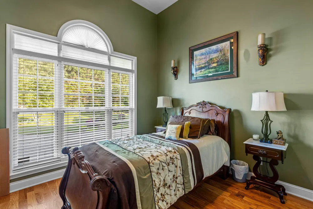 3260 Split Oak Lane Ooltewah, TN 37363