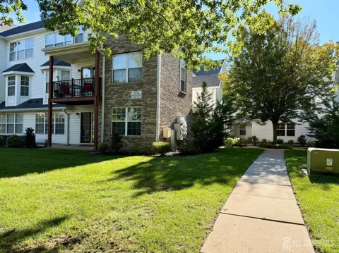 902 Plymouth Road