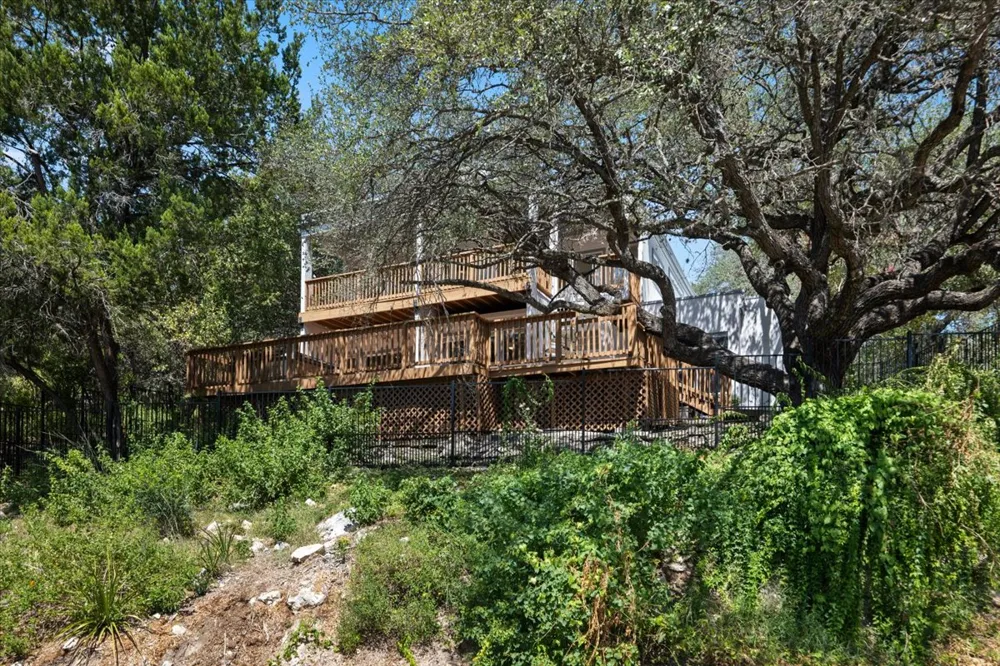 210 Finn Street Austin, TX 78734