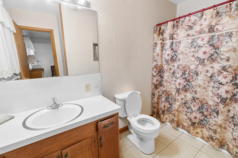 113 Krupka Street Columbus, TX 78934