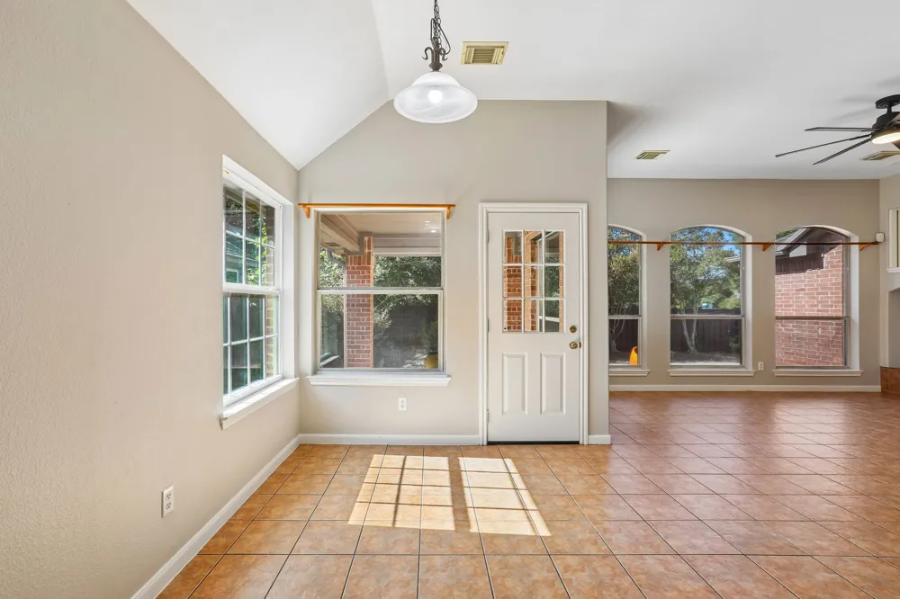 7303 Two Jacks Trail Round Rock, TX 78681