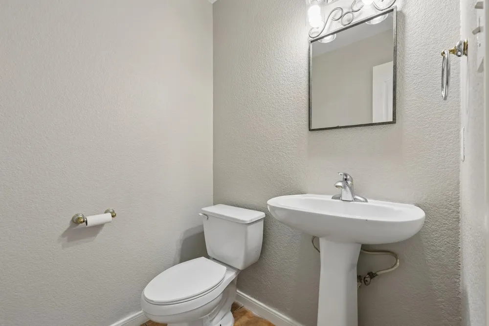 7303 Two Jacks Trail Round Rock, TX 78681