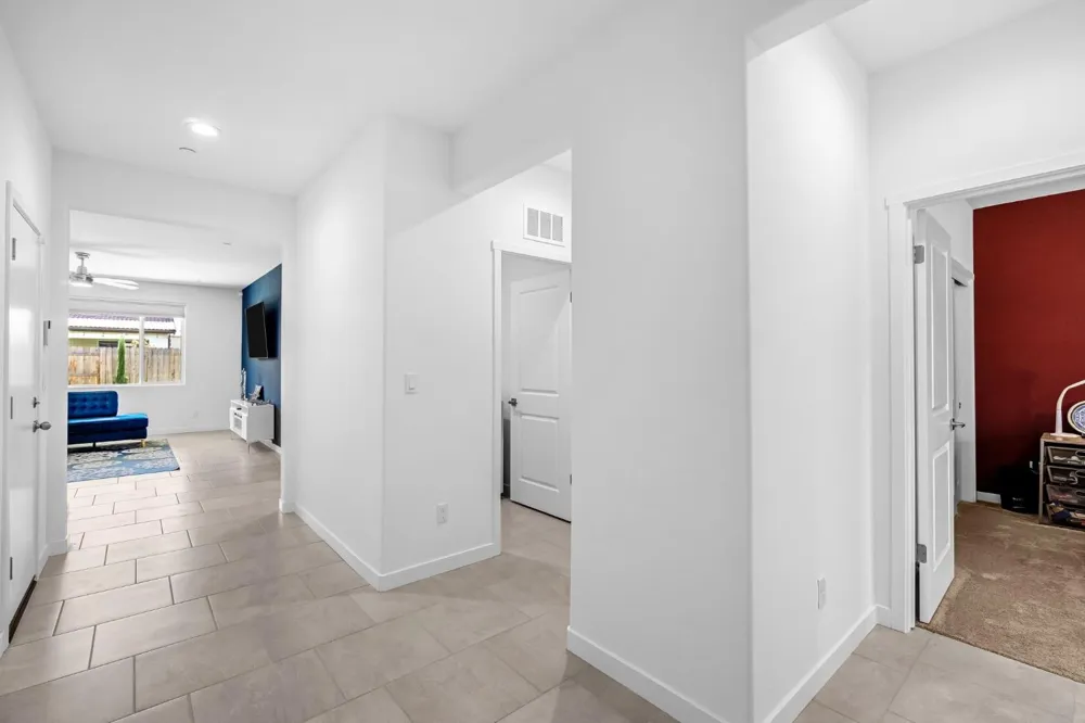 1178 Pinnacle Drive W Madera, CA 93636