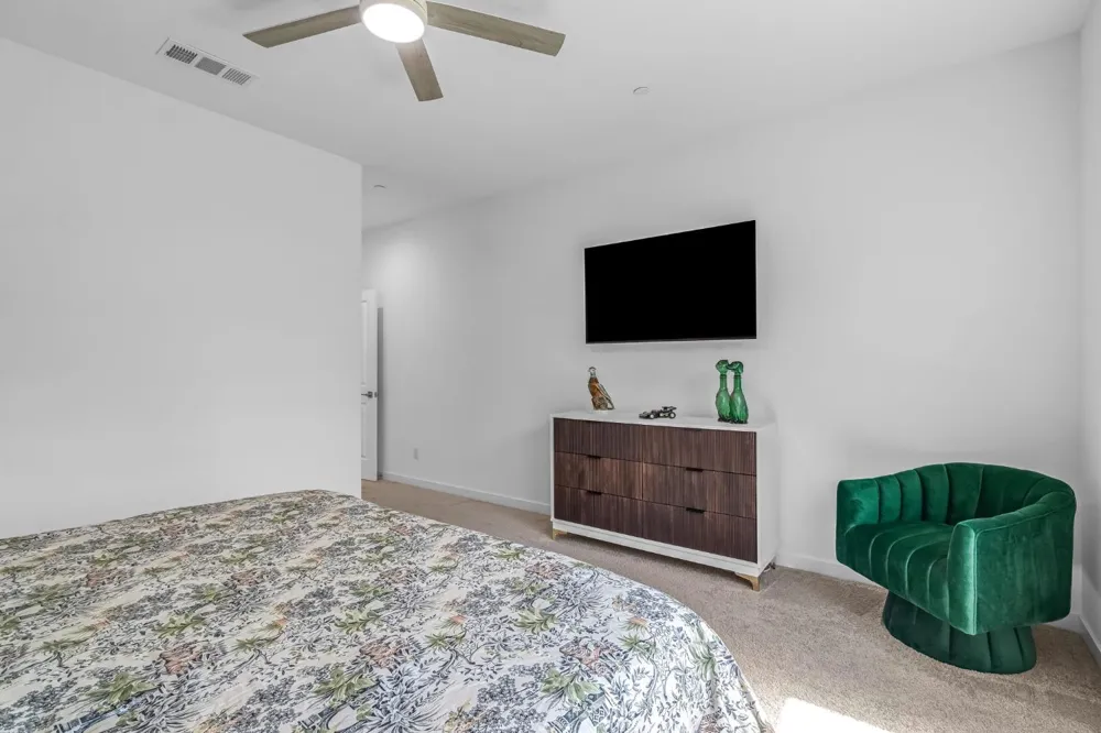 1178 Pinnacle Drive W Madera, CA 93636