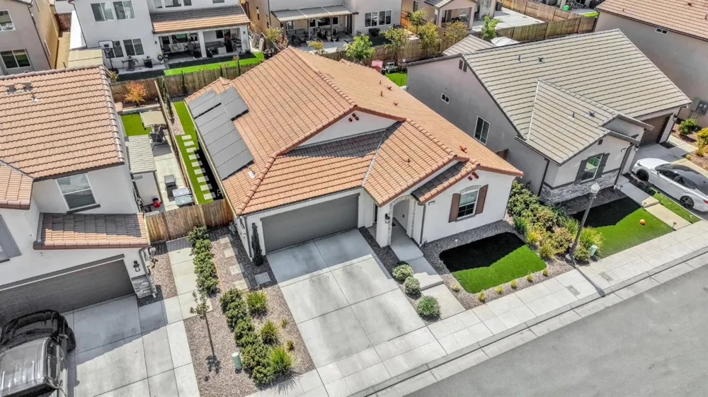 1178 Pinnacle Drive W Madera, CA 93636