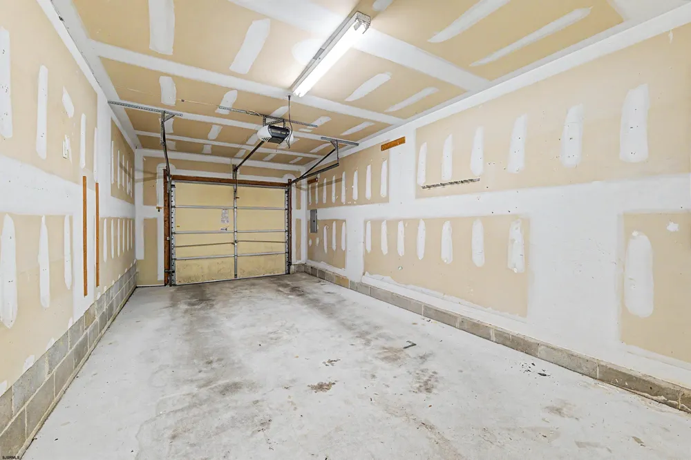 676 E Chancery Ln Galloway Township, NJ 08205