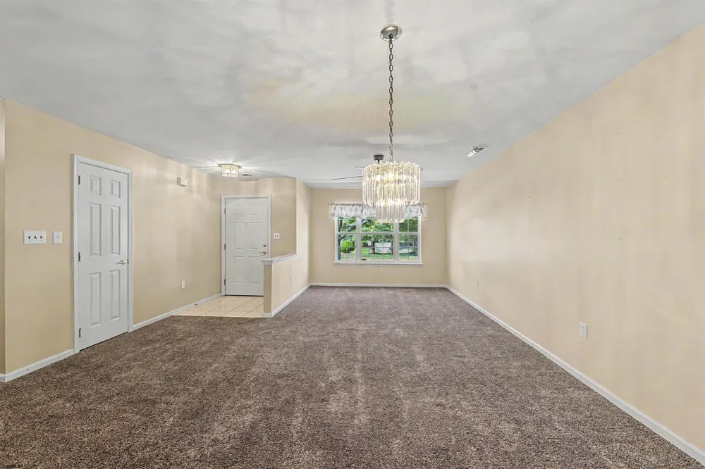 676 E Chancery Ln Galloway Township, NJ 08205