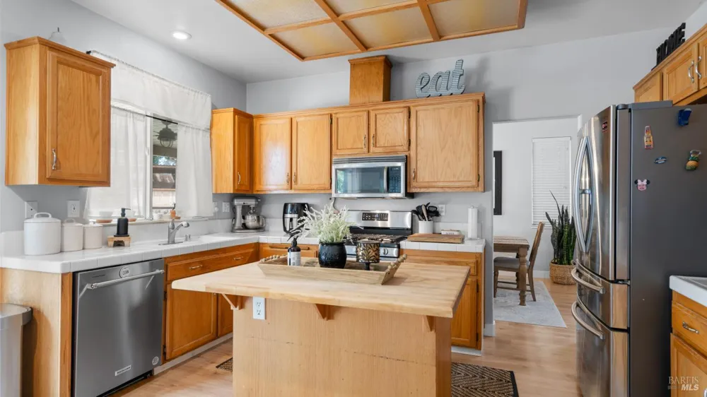 885 Kells Circle Vacaville, CA 95688