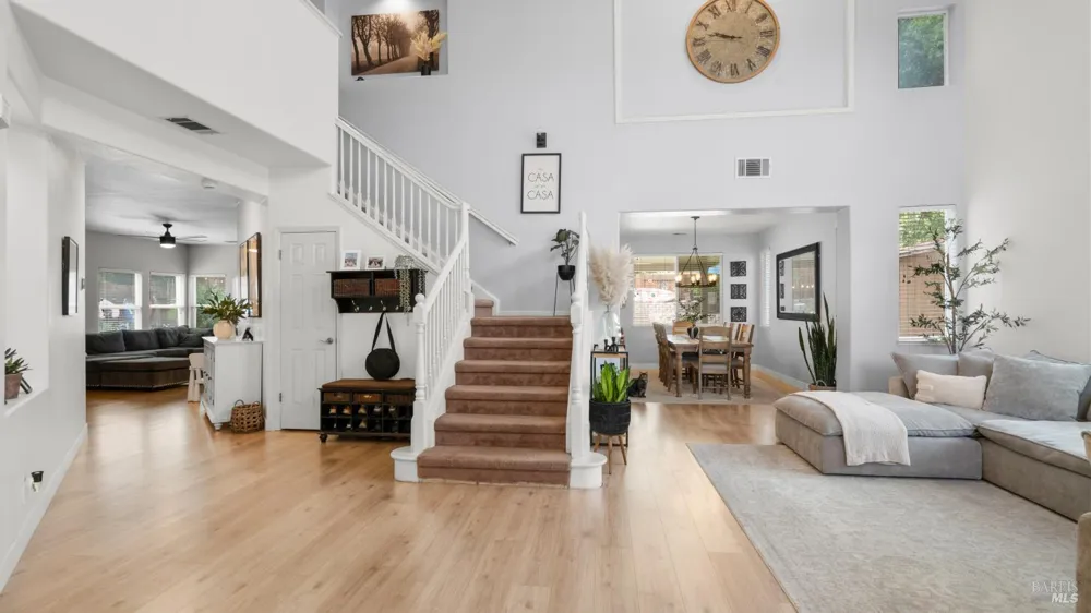 885 Kells Circle Vacaville, CA 95688