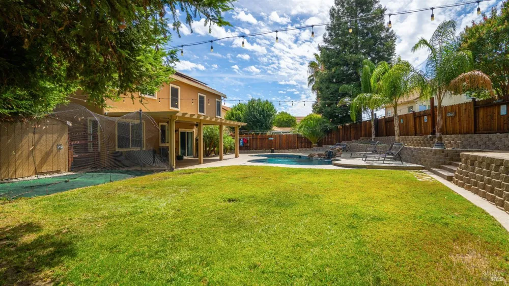 885 Kells Circle Vacaville, CA 95688