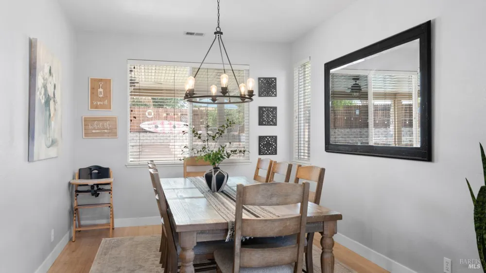 885 Kells Circle Vacaville, CA 95688