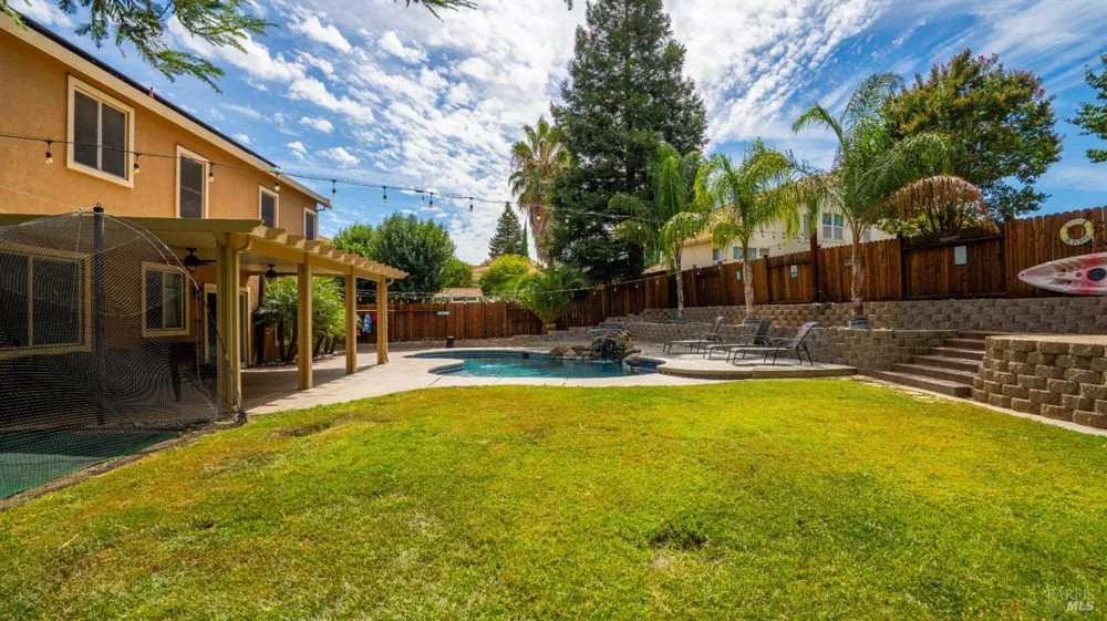 885 Kells Circle Vacaville, CA 95688