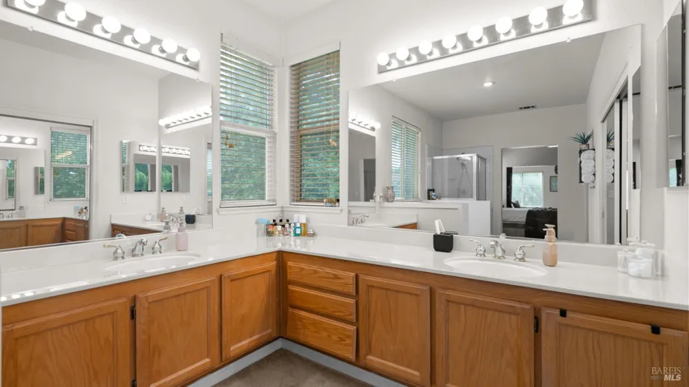 885 Kells Circle Vacaville, CA 95688