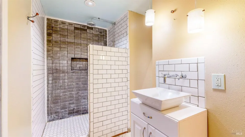 718 Racquet Club Circle Rohnert Park, CA 94928