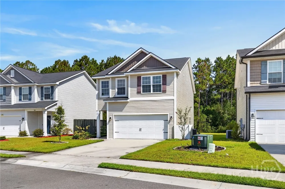 572 Brightleaf Circle Hinesville, GA 31313
