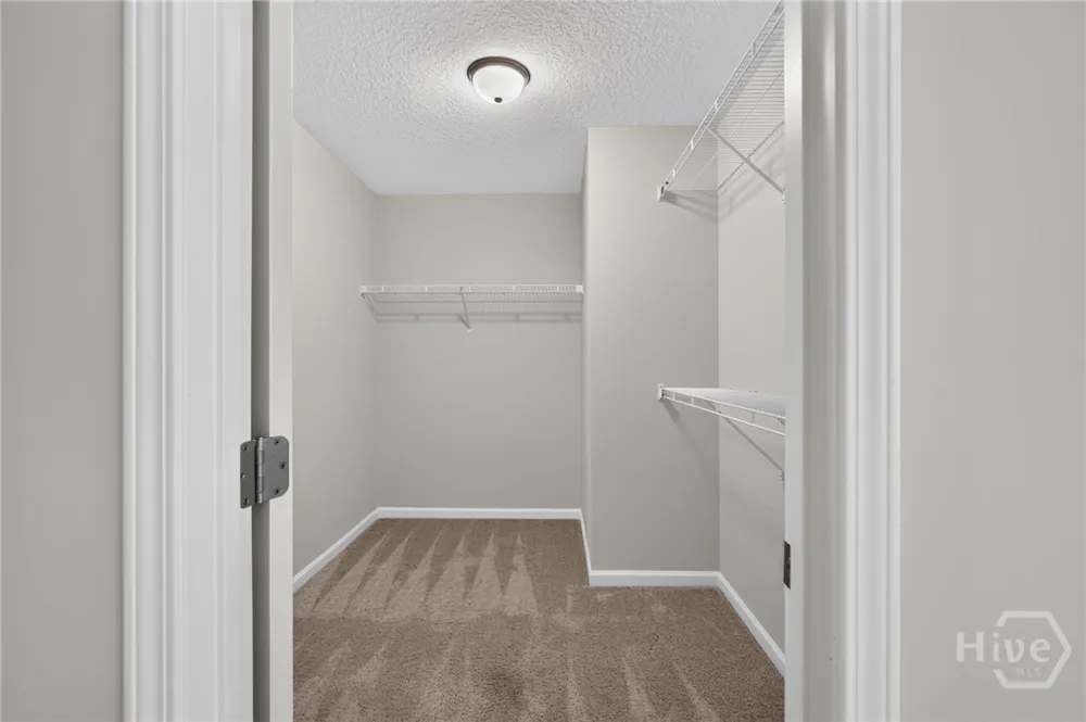 572 Brightleaf Circle Hinesville, GA 31313