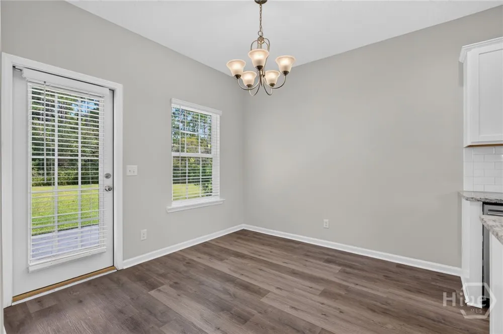 572 Brightleaf Circle Hinesville, GA 31313